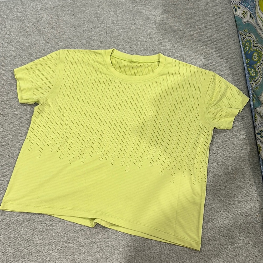 Lululemon shirt ❤️❤️❤️